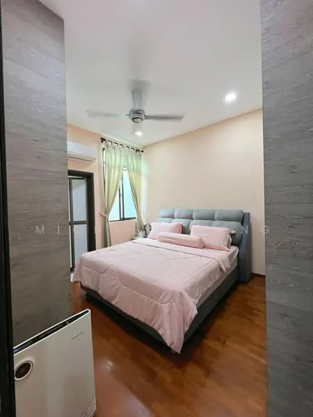 Bedroom features: king-size bed with pink bedding, upholstered headboard, 2 bedside lamps, wooden flooring, 5-blade ceiling fan, floor-to-ceiling window with sheer curtains, wall-mounted air conditioning unit, decorative wall paneling, light-colored painted walls, nightstand; style: modern.