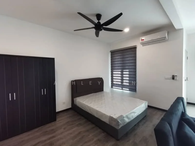 Bedroom features: queen-size bed, upholstered headboard, 2-seater fabric sofa in grey, built-in wardrobe with dark wood finish, wall-mounted split AC, blackout roller blinds, laminate flooring, ceiling fan with light, window with natural light; style: modern.