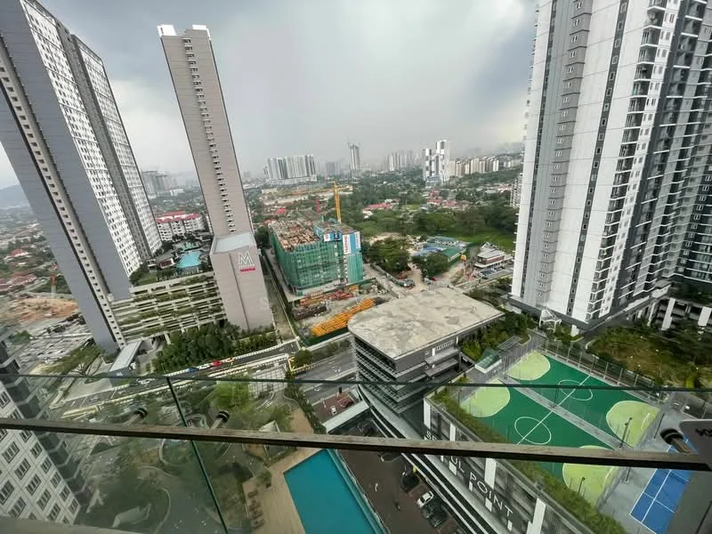 Exterior type: high-rise condominium; features: glass curtain wall, recessed balconies, surrounded by mature greenery, city skyline view, basketball court, tennis court, swimming pool, manicured lawn, multi-storey car park; style: modern.