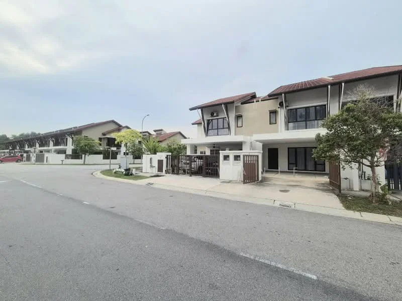 Exterior type: linked terrace house; features: two-storey building, cream painted facade, red tiled roof, manicured lawn, paved driveway, front porch, fenced yard, balconies on upper floor, landscaped garden, street view, surrounded by other residential properties; style: modern.