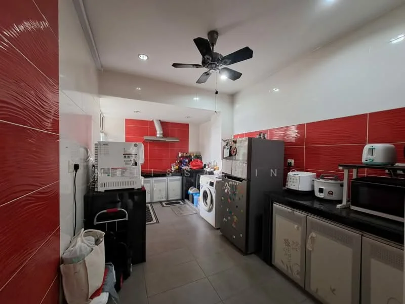 Kitchen features: red tiled walls, white tiled walls, grey floor tiles, ceiling fan, stainless-steel range hood, built-in oven, freestanding washing machine, white front-load dryer, black countertop, microwave, toaster, rice cooker, kitchen cabinets with glass fronts, open shelving, kitchen sink; style: modern.