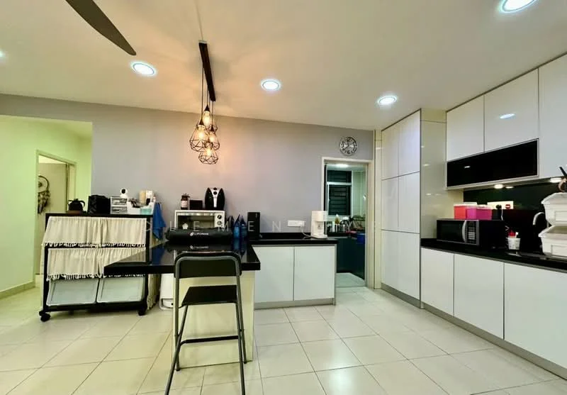 Kitchen features: white glossy cabinetry, black countertop, stainless-steel appliances, built-in microwave, freestanding range oven, single-bowl stainless-steel sink, chrome pull-down faucet, pendant lighting, recessed downlights, tile flooring, open shelving, bar stool seating; style: modern.