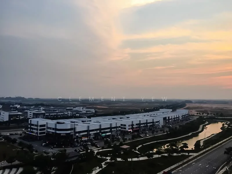 Exterior type: shophouse; features: multi-storey shophouse, glass facade, white painted facade, landscaped surroundings, parking lot, water feature, road access, surrounded by greenery, sunset view; style: modern.