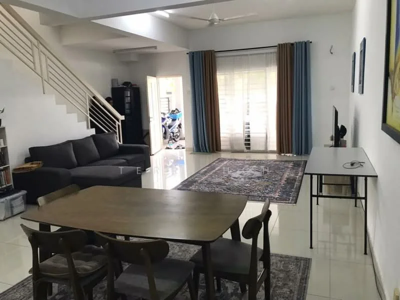 Living features: 3-seater fabric sofa in grey, coffee table, TV console, wall-mounted TV, area rug with geometric pattern, ceiling fan, floor-to-ceiling windows with sheer curtains, sliding glass door, dining table with 6 chairs, decorative wall art, light-colored walls, glossy tile flooring; style: modern; view: garden.