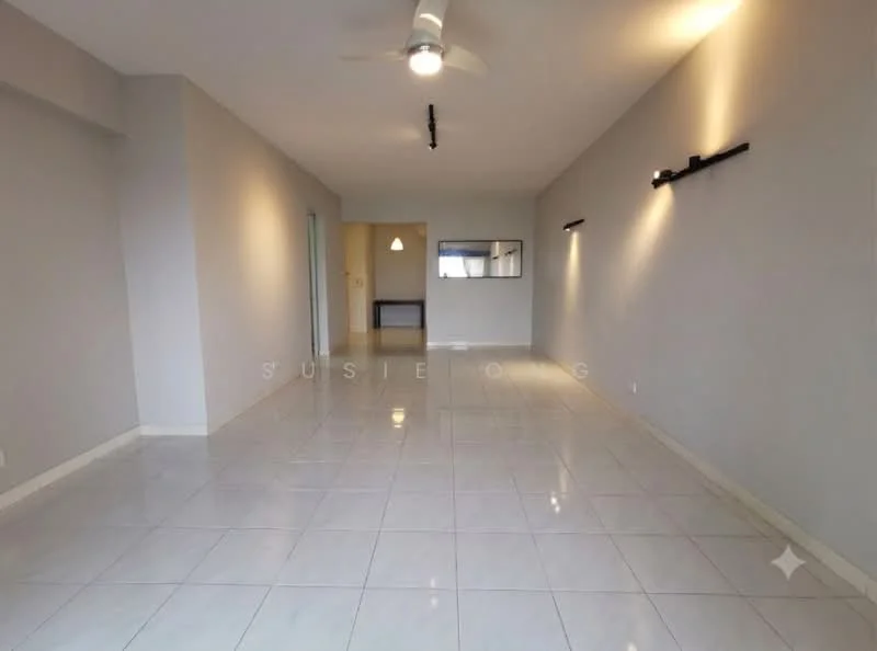 Living features: white painted walls, glossy ceramic tile flooring, 5-blade ceiling fan with light, recessed downlights, wall-mounted light fixtures, open layout, large windows, neutral color palette; style: modern.