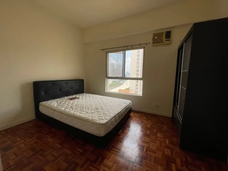 Bedroom features: queen-size bed, black upholstered headboard, parquet wood flooring, floor-to-ceiling window, city view, wall-mounted split AC, built-in wardrobe, white painted walls; style: modern; view: city.
