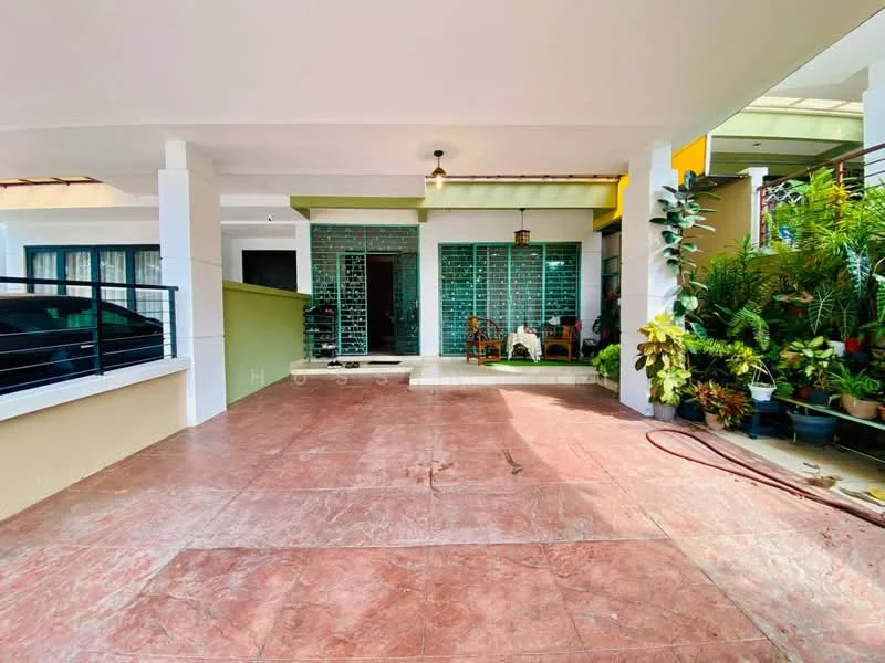 Exterior type: detached bungalow; features: covered porch, manicured landscaping, potted plants, large outdoor space, sliding glass door, green glass block wall, open layout, concrete flooring, white painted columns, exposed beams; style: modern.