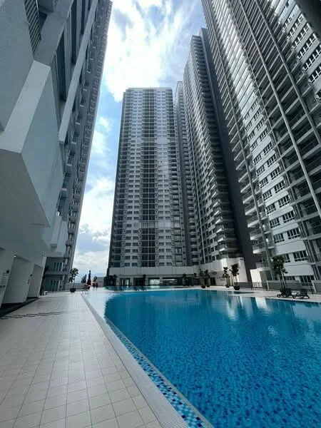 Exterior type: high-rise condominium; features: infinity pool, pool deck with loungers, glass curtain wall facade, tiled flooring around pool, surrounded by high-rise buildings, landscaped areas with palm trees, outdoor seating areas, modern architectural design; style: modern.