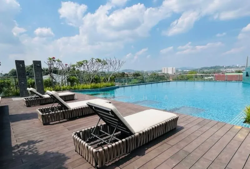 Exterior type: swimming pool deck; features: infinity pool, pool deck with loungers, wooden decking, landscaped greenery, city skyline view, tropical landscaping, planters with flowering plants; style: modern.