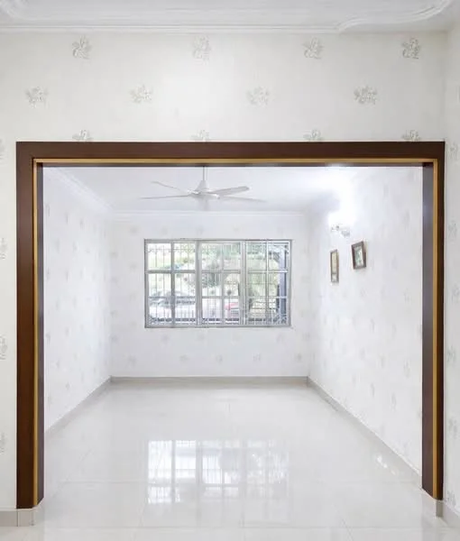 Room features: white painted walls with floral pattern, glossy ceramic tile flooring, tray ceiling, 5-blade ceiling fan, large windows with grid pattern, natural light from windows, two framed artworks on walls, neutral color scheme; style: modern; view: garden.