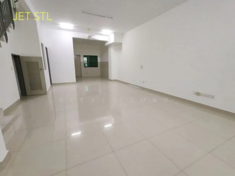 Room features: white painted walls, polished ceramic tile flooring, ceiling fan, large windows, open layout, neutral color scheme, no visible furniture, high ceiling; style: modern.