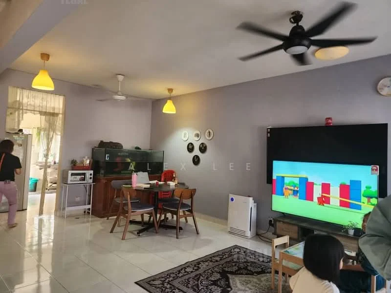 Living features: white painted walls, polished tile flooring, 5-blade ceiling fan with light, wall-mounted TV, entertainment unit, dining table with chairs, microwave, refrigerator, air conditioning unit, decorative wall clock, area rug with geometric pattern; style: modern.