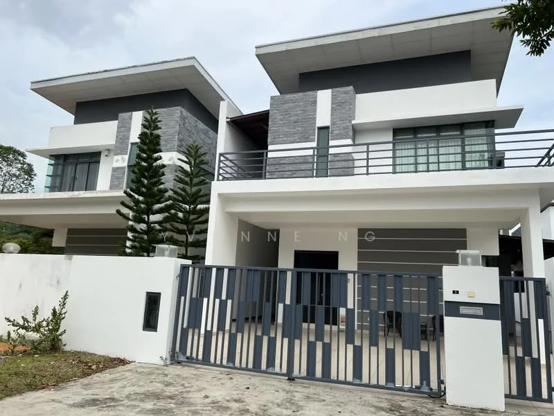 Exterior type: semi-detached house; features: grey stone cladding, white painted facade, flat roof, two-storey structure, large windows, balconies with glass railings, manicured landscaping, gated entry with metal gate, driveway with concrete surface; style: modern.