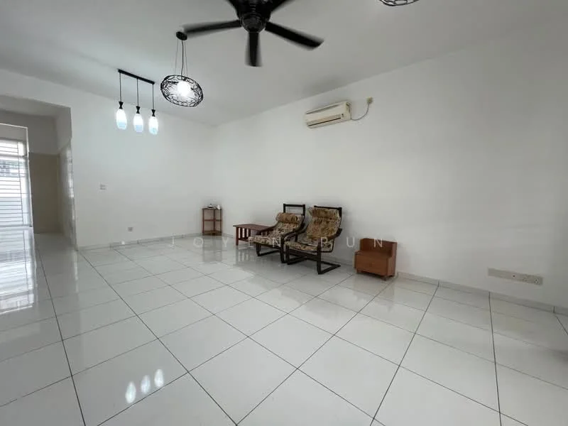Living features: white painted walls, glossy white tile flooring, 5-blade ceiling fan in black, 3 pendant lights with glass shades, air conditioning unit on wall, two wooden armchairs, small wooden side table, open layout, natural light from window, minimalist decor; style: modern.