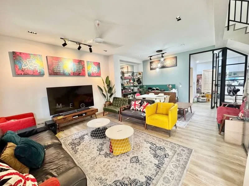 Living features: 3-seater leather sofa in black, 2-seater fabric sofa in red, yellow accent chair, coffee table with circular design, area rug with intricate pattern, wall-mounted TV, decorative wall art with colorful designs, ceiling fan, potted indoor plants, open shelving unit, dining table with chairs visible in background; style: modern.