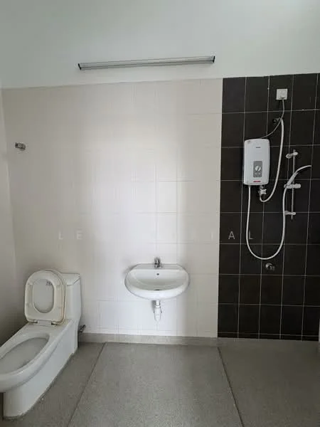 Bathroom features: white ceramic toilet, wall-mounted sink, chrome faucet, shower with handheld showerhead, electric water heater, grey tile flooring, white tiled walls, dark accent wall with tiles; style: modern.