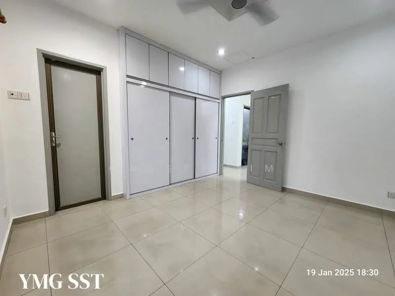 Room features: white painted walls, glossy beige floor tiles, built-in wardrobe with sliding doors, ceiling fan, door with glass panel, grey door, light switch, neutral decor; style: modern.