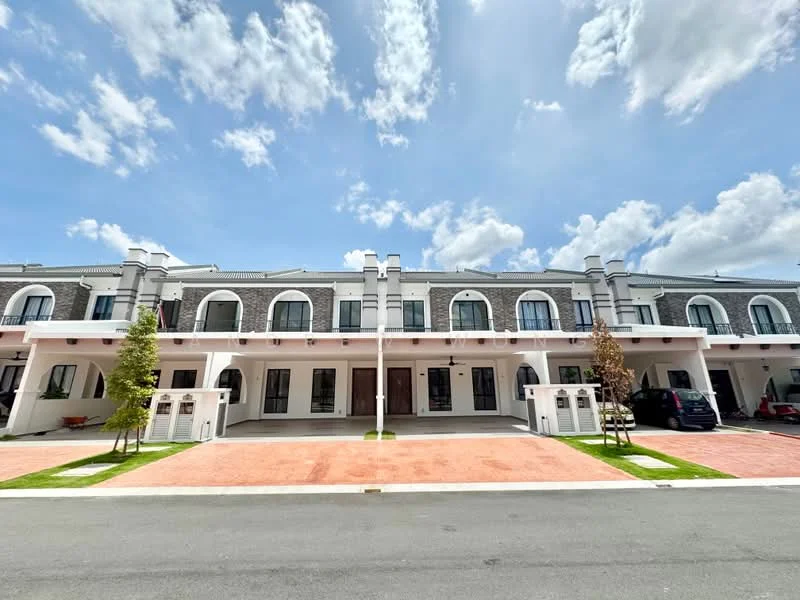 Exterior type: linked terrace house; features: white painted facade, grey brick accents, arched windows, flat roof, manicured lawn, paved driveway, two-storey structure, front porch, decorative columns, parking spaces visible; style: modern.