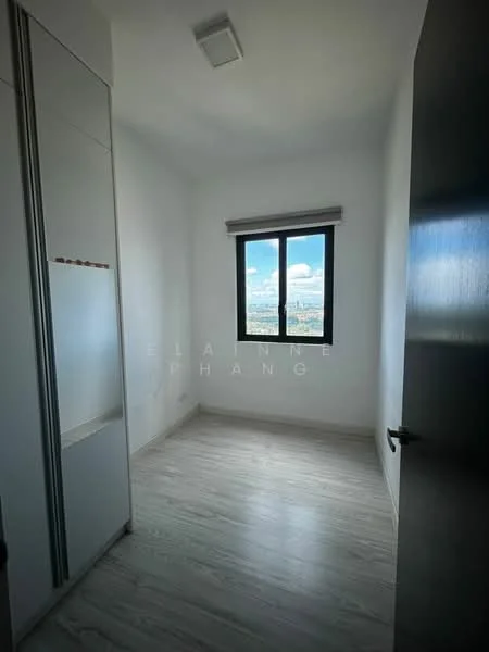 Room features: white painted walls, light-colored laminate flooring, single window with view, roller blinds, built-in wardrobe with sliding doors, ceiling light fixture; style: modern; view: city.