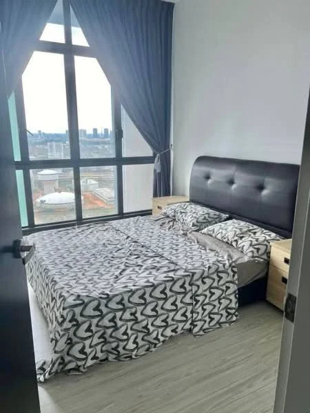 Bedroom features: king-size bed with upholstered headboard, bedding with heart pattern, two bedside tables with drawers, floor-to-ceiling windows, grey curtains, wooden flooring, city view, decorative wall art; style: modern; view: city.