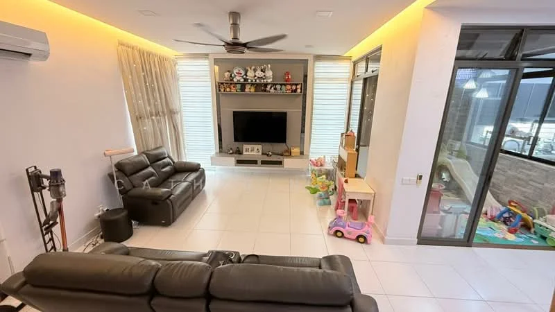 Living features: 2-seater leather sofa in black, 3-seater leather sofa in black, wall-mounted TV, TV console with storage, recessed LED downlights, ceiling fan, large windows with sheer curtains, white painted walls, white tile flooring, decorative shelf with toys, play area with children's toys; style: modern; view: city.