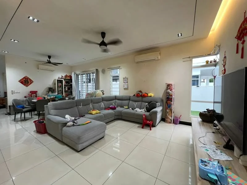 Living features: L-shape sectional sofa in grey, coffee table, wall-mounted TV, freestanding TV cabinet, recessed downlights, 5-blade ceiling fan, white painted walls, glossy ceramic tile flooring, large windows with sheer curtains, decorative wall art, open layout, decorative items on shelves; style: modern; view: garden.