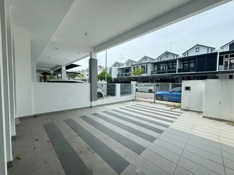 Exterior type: linked terrace house; features: paved flooring with alternating grey and white tiles, covered porch area, fenced perimeter, visible parking area, surrounding residential buildings, open space in front, modern architectural design; style: modern.