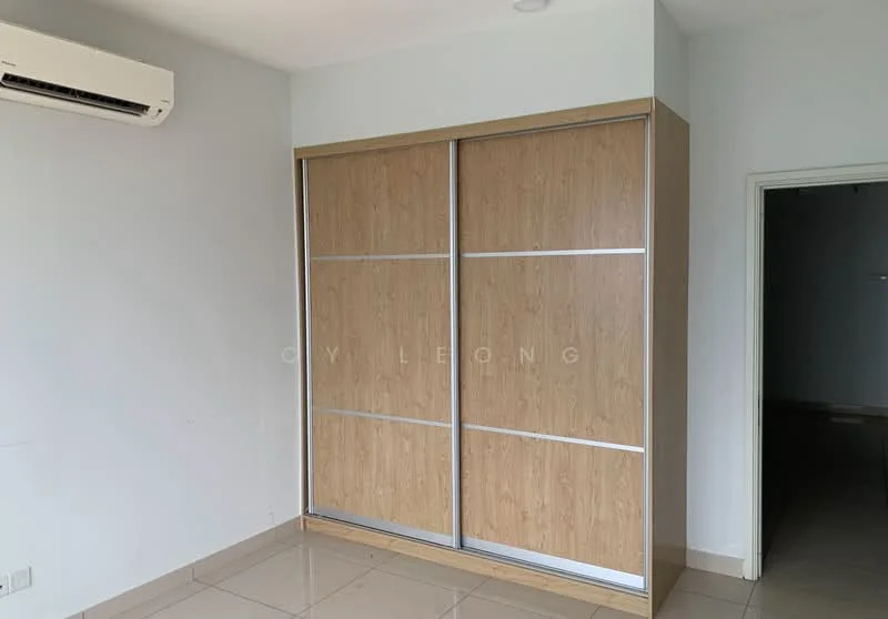 Room features: sliding wardrobe with wooden finish, cream painted walls, tile flooring, 1 wall-mounted split AC.