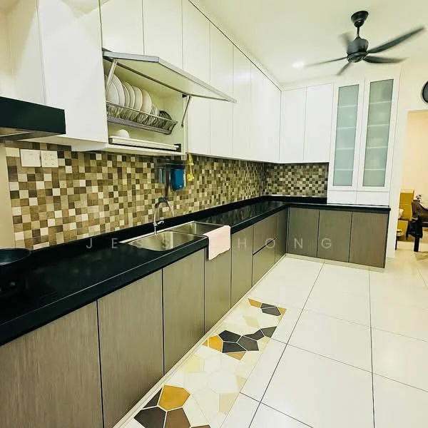 Kitchen features: black granite countertop, white upper cabinets, grey lower cabinets, stainless-steel sink, chrome pull-down faucet, wall-mounted dish rack, mosaic tile backsplash, ceramic tile flooring, 5-blade ceiling fan, recessed downlights, open shelving, kitchen island with seating, decorative wall clock; style: modern.