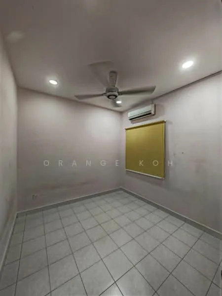 Room features: light pink painted walls, white ceiling, white tiled flooring, 1 wall-mounted split AC, 1 ceiling fan, recessed downlights, roller blinds on window.