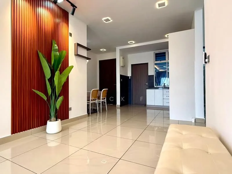 Living features: glossy beige tile flooring, white painted walls, wood accent wall with vertical slats, recessed ceiling lights, 2-seater beige upholstered bench, potted green plant, dining table with 4 chairs, open layout to kitchen area, large window with natural light; style: modern.