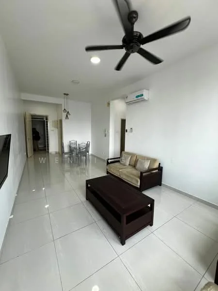 Living features: 3-seater fabric sofa in beige, wooden coffee table, wall-mounted TV, floor-to-ceiling windows, white painted walls, glossy ceramic tile flooring, 5-blade ceiling fan, recessed downlights, 1 wall-mounted split AC; style: modern.