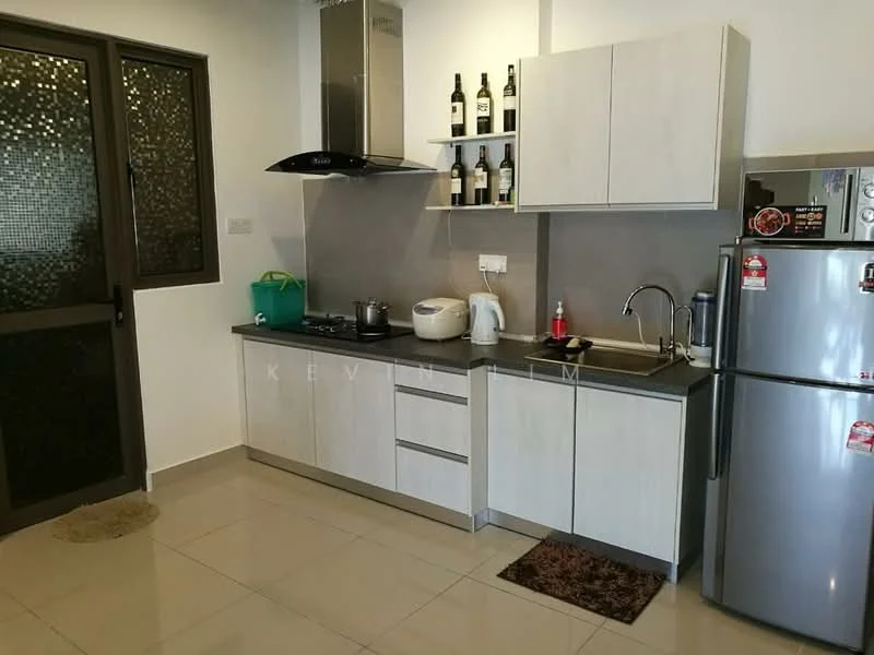 Kitchen features: light wood cabinetry, black countertop, stainless-steel sink, chrome pull-down faucet, built-in oven, freestanding range oven, microwave, stainless-steel fridge, ceramic tile flooring, wall-mounted range hood, open shelving, decorative wine bottles on shelf, textured glass door, area rug; style: modern.