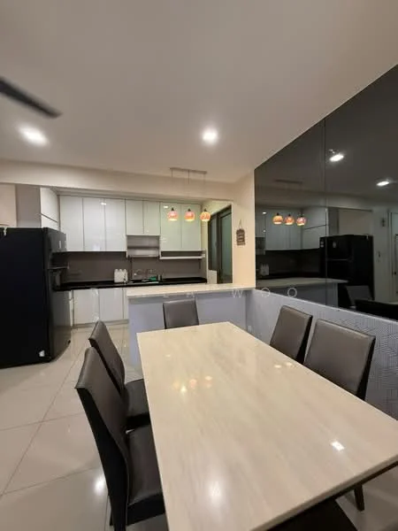 Kitchen features: white cabinetry, black countertop, stainless-steel appliances, built-in oven, freestanding fridge, 4-burner gas hob, pendant lighting, tile flooring, glass backsplash, dining table with marble top, upholstered dining chairs, open layout; style: modern.