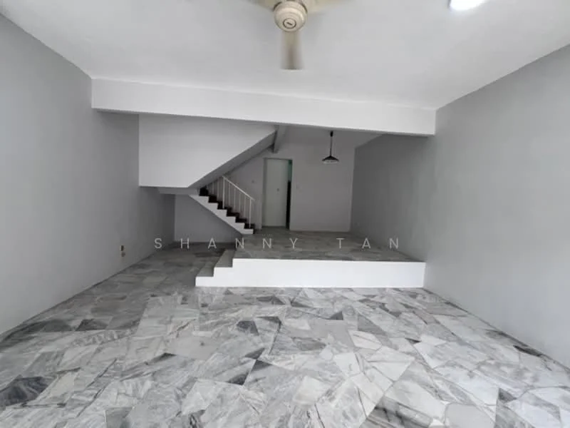 Living features: marble flooring, grey painted walls, ceiling fan, staircase with white railing, step-up area, recessed lighting, pendant light fixture; style: modern.