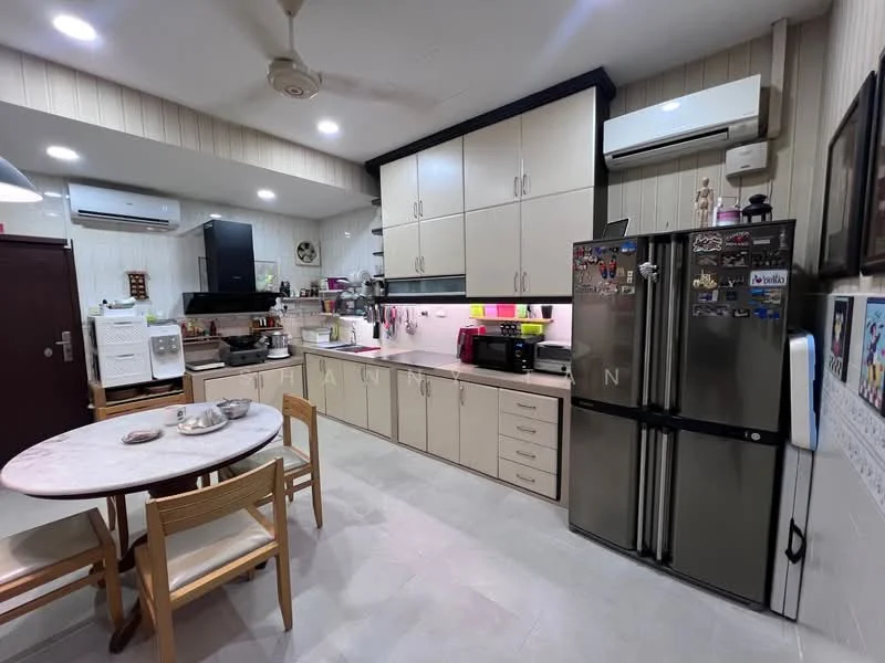 Kitchen features: white cabinetry with flat-panel doors, stainless-steel double-door fridge, built-in oven, microwave, black countertop, ceramic tile flooring, ceiling fan with light, kitchen island with round marble top, wooden dining chairs, wall-mounted air conditioning unit, decorative magnets on fridge, open shelving, under-cabinet lighting; style: modern.
