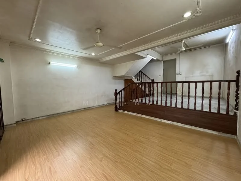 Living features: laminate flooring, white painted walls, ceiling with crown moulding, 2 ceiling fans, staircase with wooden railing, natural light from windows, open layout, no visible furniture.