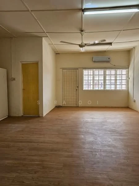 Room features: wooden flooring, white painted walls, ceiling fan, window with grille, air conditioning unit, single door, double door, natural light from windows.
