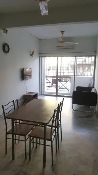 Living features: grey marble flooring, white painted walls, ceiling fan with light, wall-mounted TV, dining table with 6 chairs, sofa, sliding glass door, window with grid, air conditioning unit; style: modern.