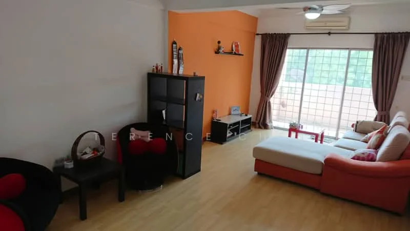 Living features: laminate flooring, orange accent wall, white walls, 5-blade ceiling fan, large sliding glass door, curtains, L-shape sectional sofa in white and orange, coffee table, black shelving unit, decorative items on shelves, area rug, wall-mounted decor; style: contemporary; view: garden.