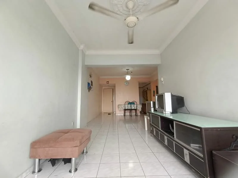 Living features: white painted walls, tile flooring, ceiling fan, chandelier, TV console, freestanding TV cabinet, sofa, dining table with chairs.