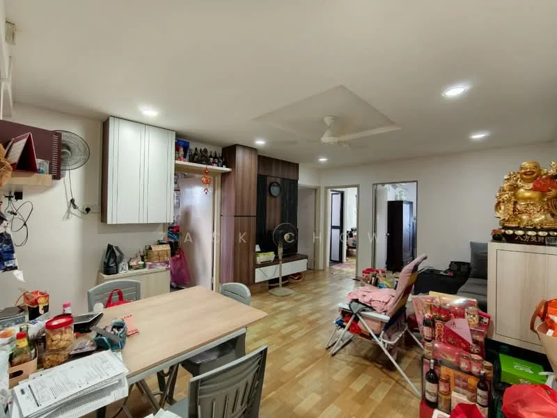 Living features: wooden flooring, white painted walls, ceiling fan, recessed downlights, dining table with chairs, sofa, decorative statue, open layout, storage cabinets, wall-mounted fan, various decorative items, multiple bags and boxes; style: modern.