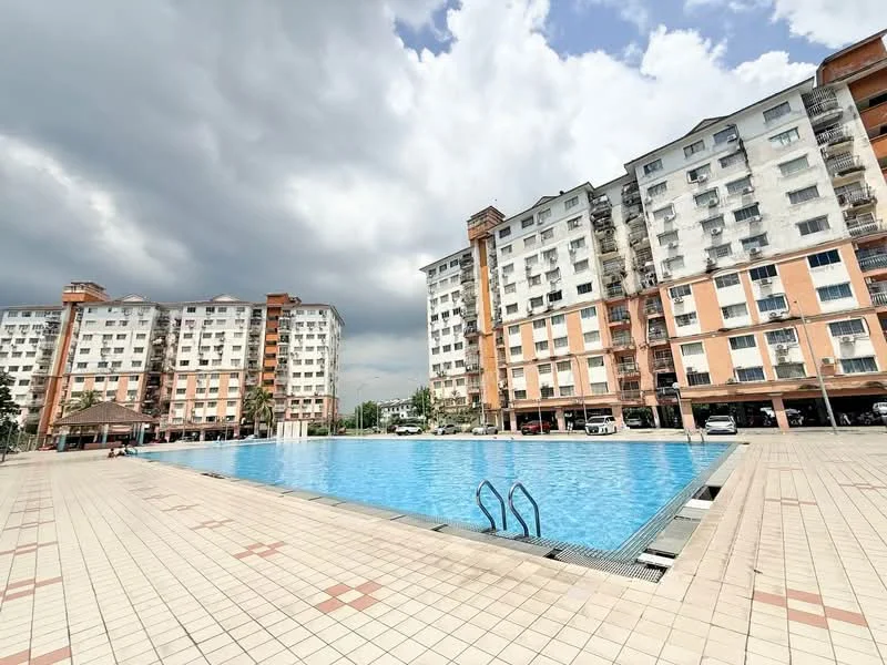 Exterior type: low-rise apartment block; features: swimming pool, pool deck with loungers, covered parking, multiple storeys, balconies on upper floors, manicured landscaping, paved walkway, urban setting; style: modern.