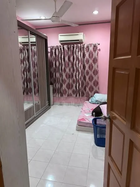 Bedroom features: pink painted walls, white ceiling, 5-blade ceiling fan, floor-to-ceiling mirrored wardrobe, curtains with geometric pattern, twin bed with mattress, laundry basket, white tiled flooring, air conditioning unit; style: modern.