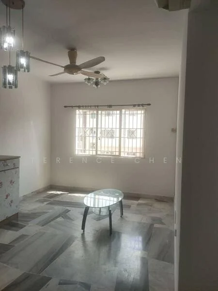 Living features: 5-blade ceiling fan, recessed downlights, marble flooring, white painted walls, large windows with metal grills, glass coffee table, decorative sideboard with floral pattern; style: modern.