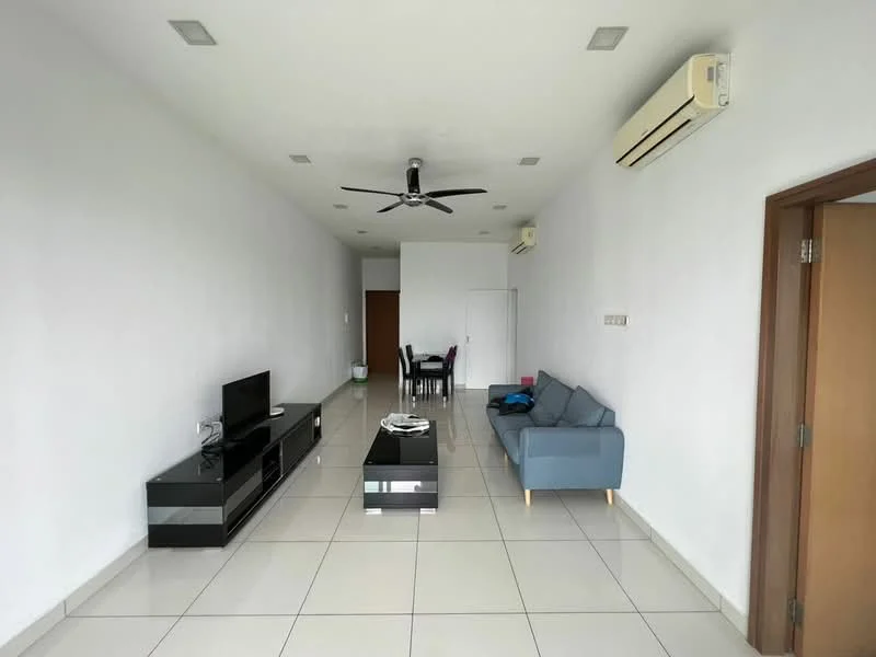 Living features: white painted walls, polished ceramic tile flooring, 5-blade ceiling fan with light, wall-mounted TV, black TV console, grey fabric sofa, coffee table, dining table with chairs, air conditioning unit; style: modern.