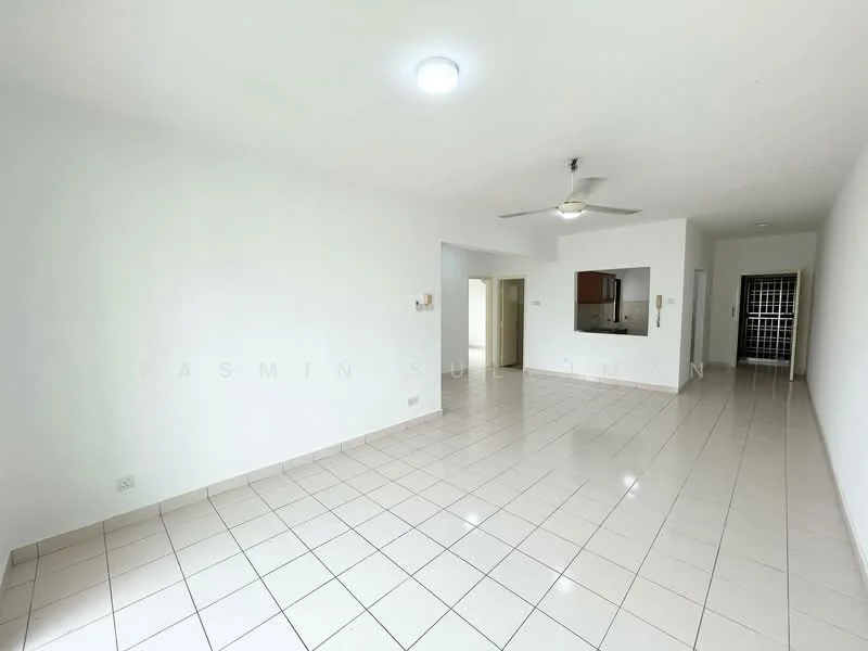 Living features: white painted walls, glossy ceramic tile flooring, ceiling light fixture, 5-blade ceiling fan, large open space, neutral color scheme, windows for natural light, open layout to kitchen area; style: modern.