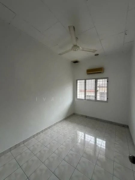 Room features: white painted walls, ceiling fan, 1 wall-mounted split AC, glossy ceramic tile flooring, window with grille, natural light from window.