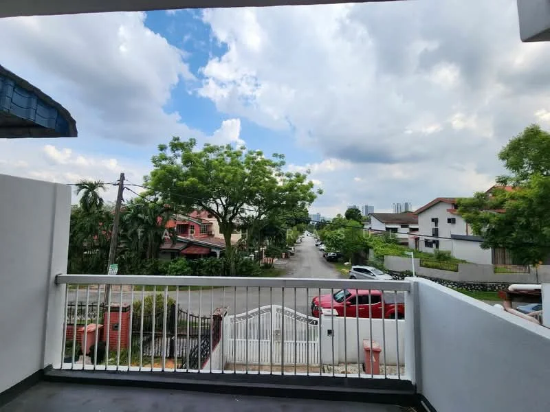 Room view: street.