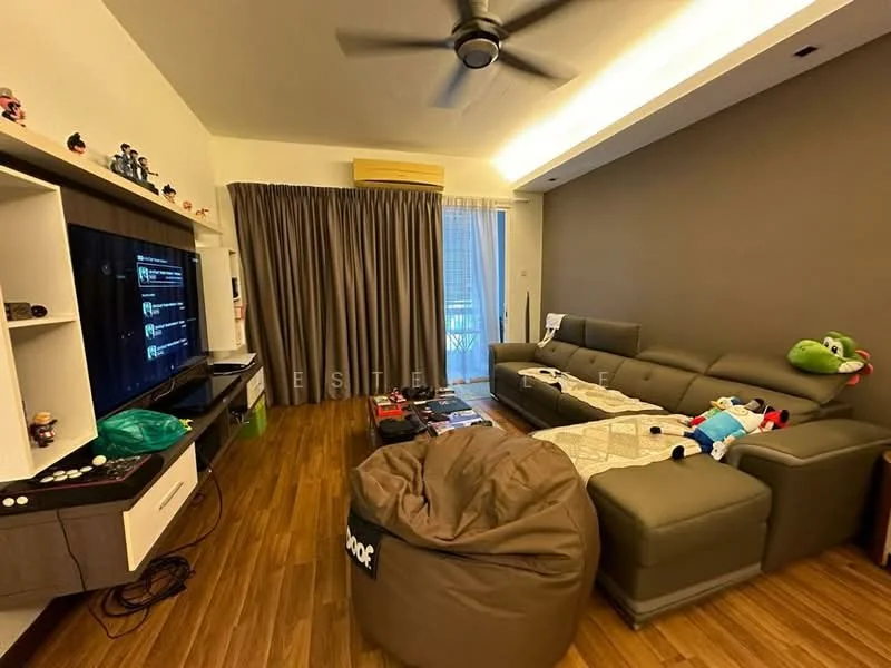 Living features: grey painted walls, wooden flooring, 5-blade ceiling fan, sofa in light grey, coffee table, wall-mounted TV, TV console with storage, decorative items on shelves, curtains, bean bag chair, area rug, sliding glass door, outdoor view; style: modern; view: garden.